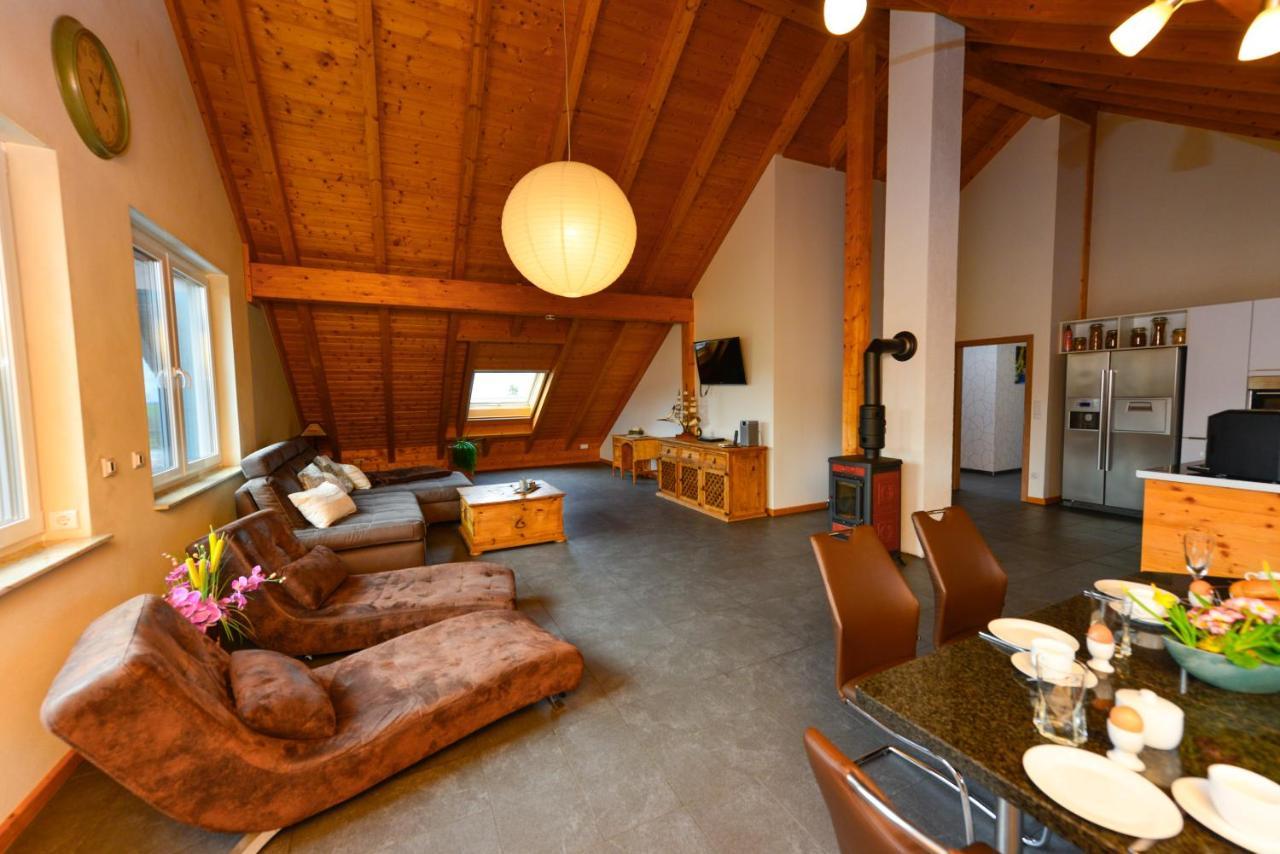 Ferienwohnung Im Erzgebirge Langenweissbach Exterior foto